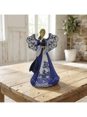 Hamilton Collection Blue Willow Wishes of Grace for a palace Angel Figurine 7"